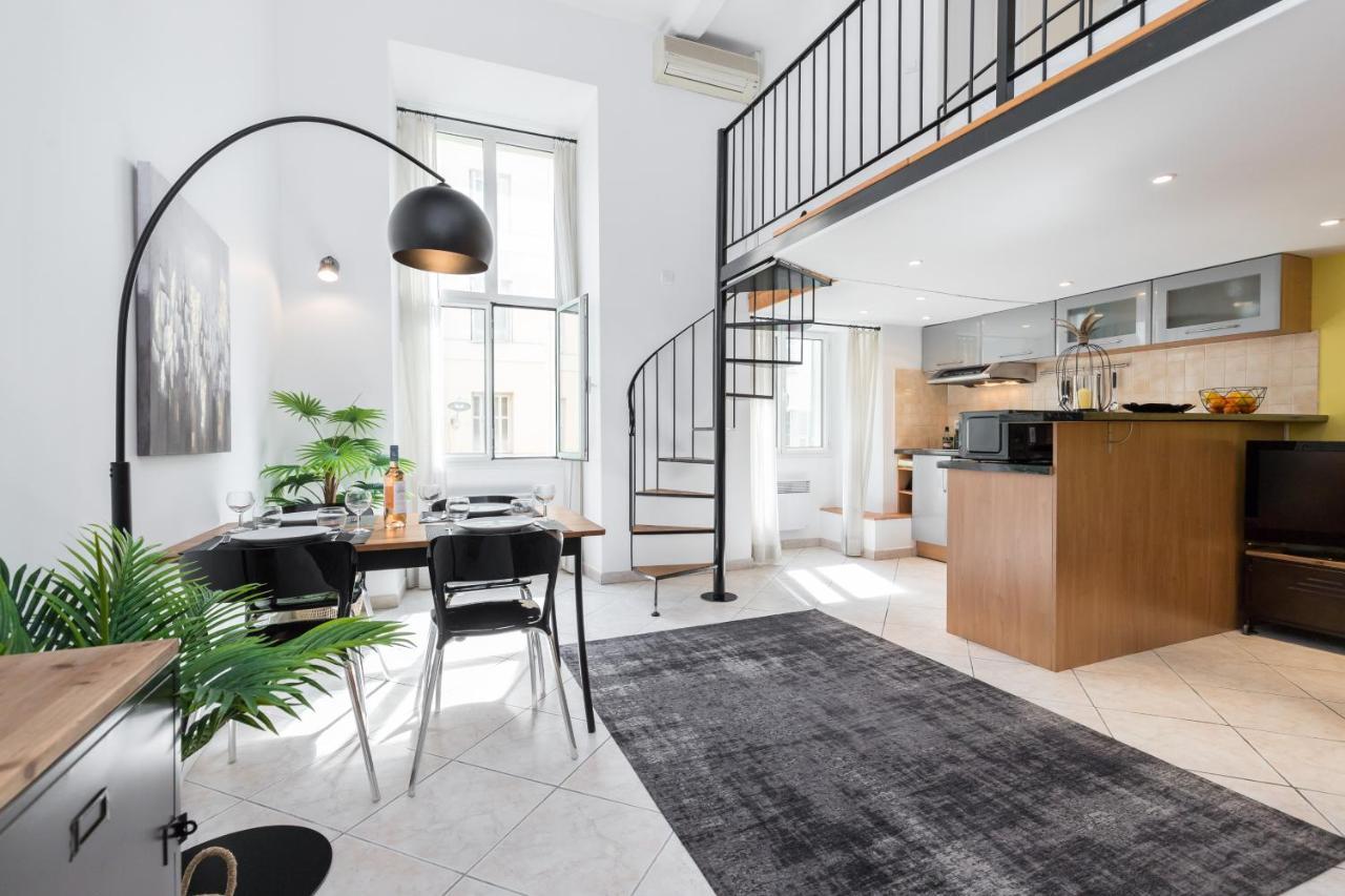 Apartamento Massena 2 - Great Location Massena Square With Ac Niza Exterior foto