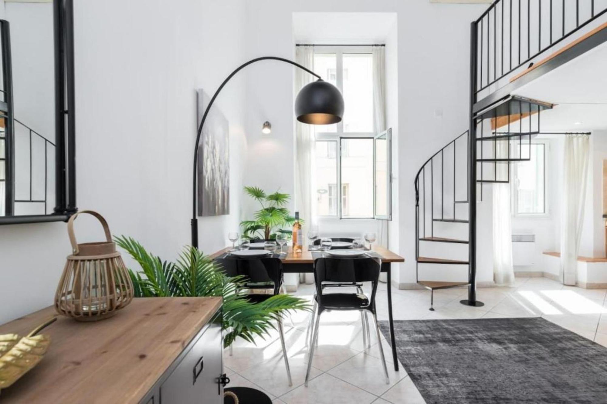 Apartamento Massena 2 - Great Location Massena Square With Ac Niza Exterior foto